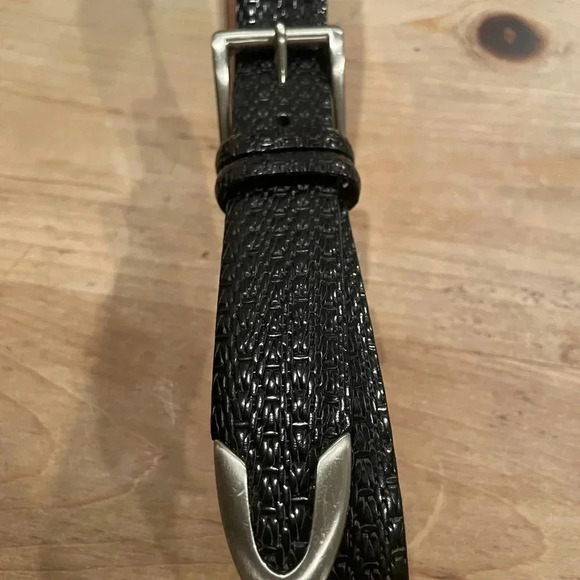 NWOT Trafalgar Unisex leather/black/silver belt Made in USA Men’s 32 - Picture 3 of 11